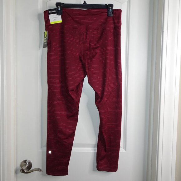 Champion Studio Fit 7/8 length leggings NWT - Picture 2 of 5